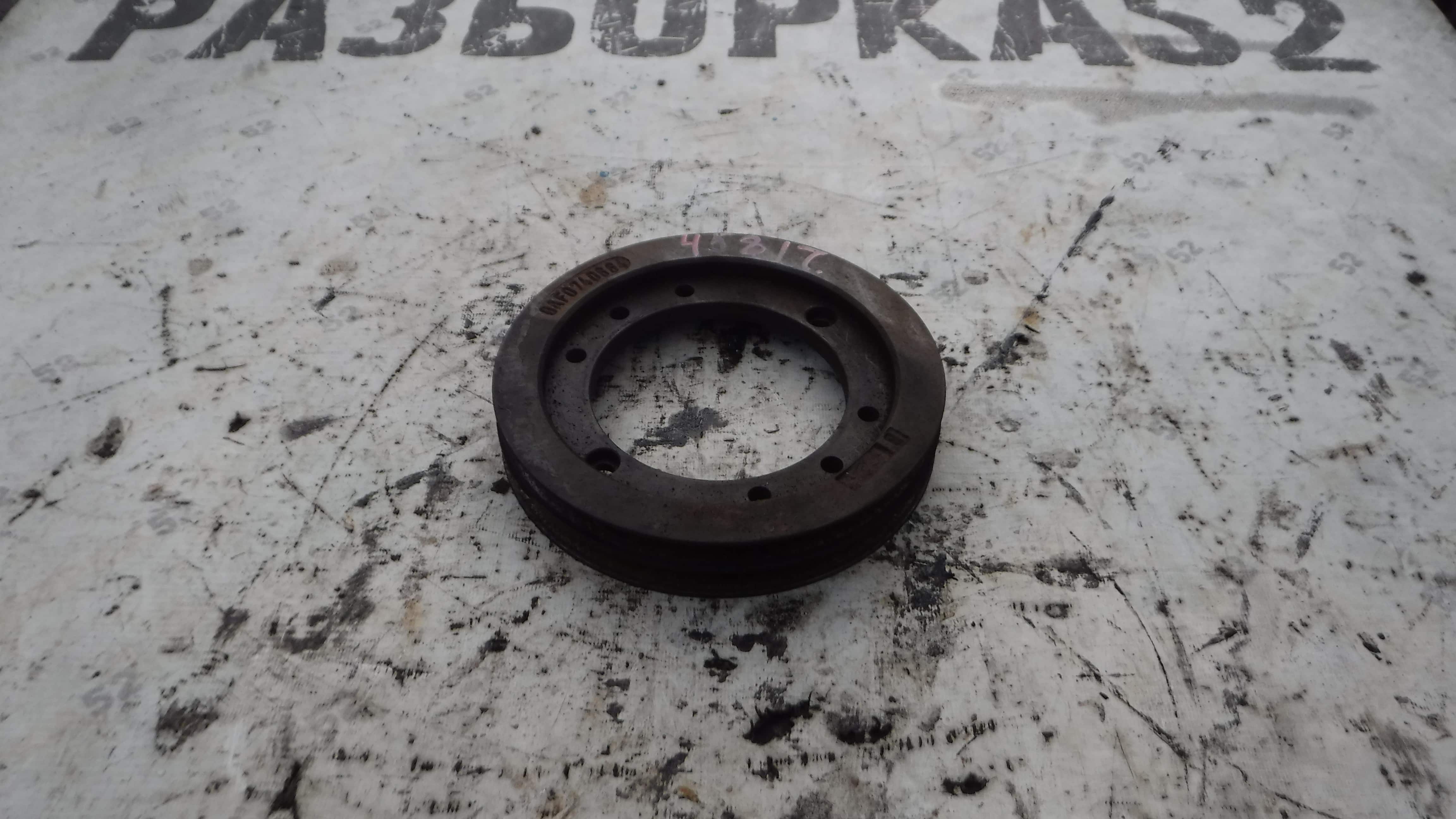 Шкив водяного насоса Шкив помпы привода водяного насоса 0740664 Daf 95 ATI 1995